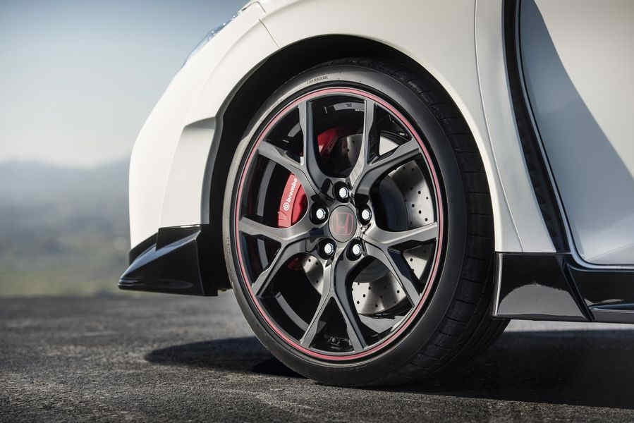 Honda Civic Type-RPhoto: James Lipman / jameslipman
