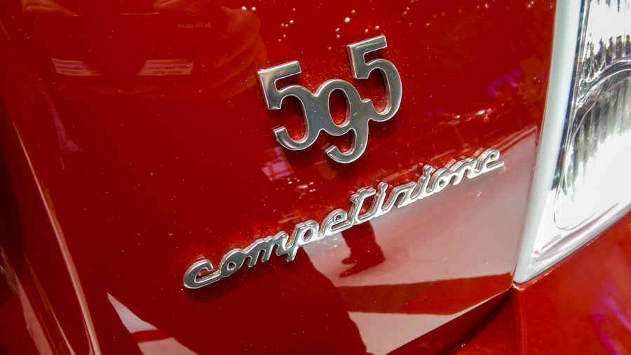 Abarth_595_Competizione_Salone_Ginevra_2015