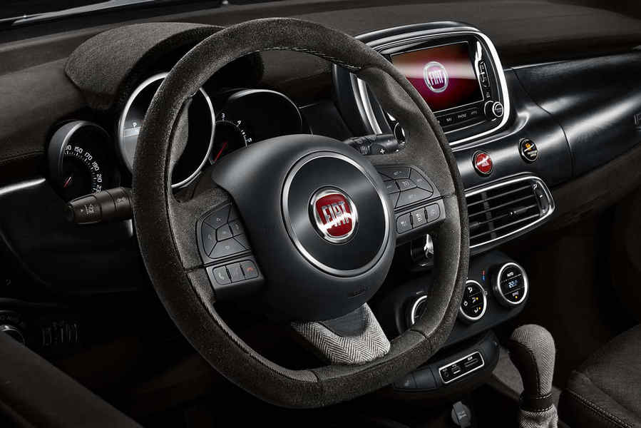 Fiat-500X-Black-Tie-Garage-Italia-Ginevra-5
