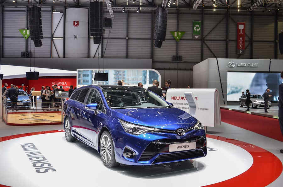 Toyota_Avensis_01_Salone_Ginevra_2015