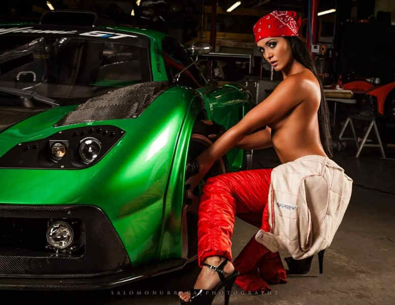 girls-top-car-hot (110)