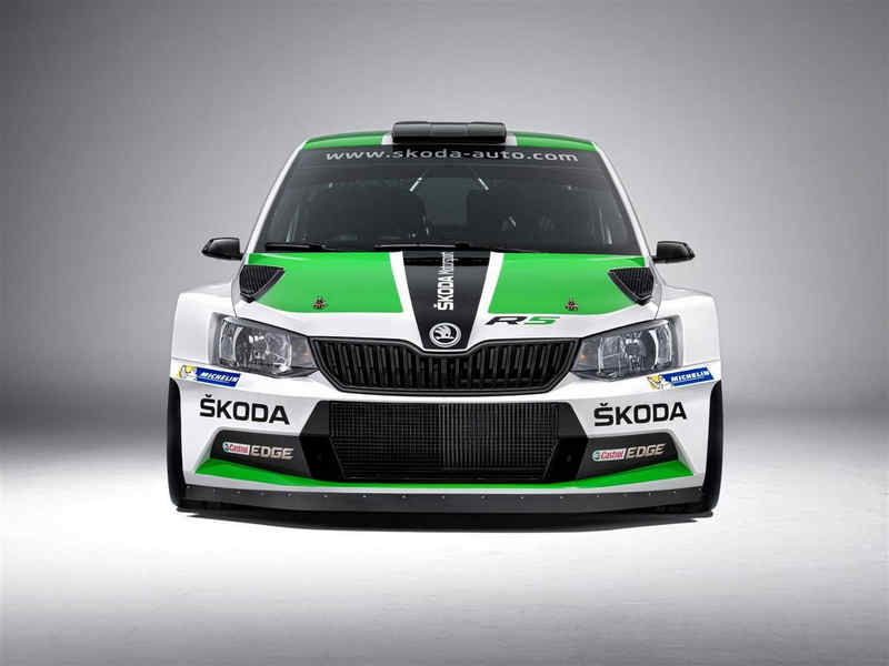 Nuova-Skoda-Fabia-R5-4