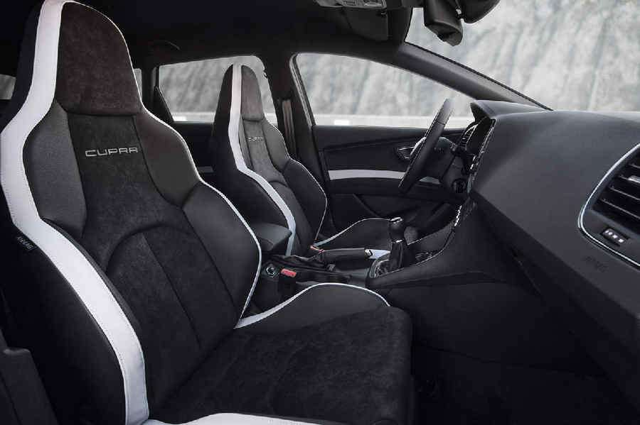 Seat_Leon_Cupra_ST_Interni00003