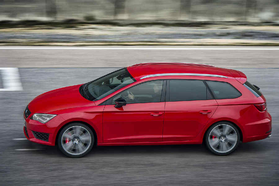 Seat_Leon_Cupra_ST_Movimenti00006