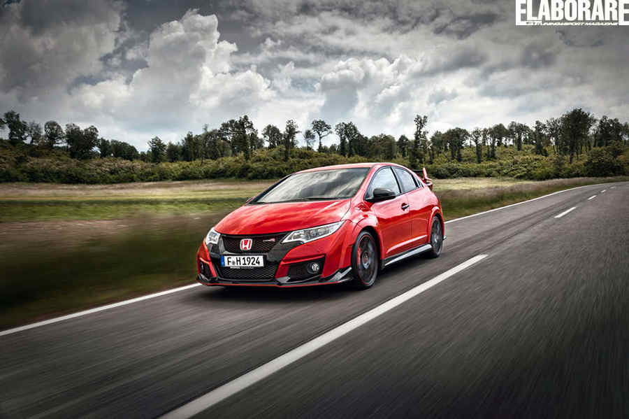 115 - 2015 CIVIC TYPE R FRONT 3_4 DYN