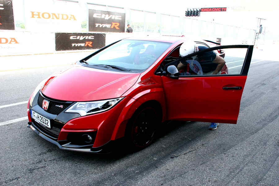 Hond-Civic-TypeR-2015- (197)