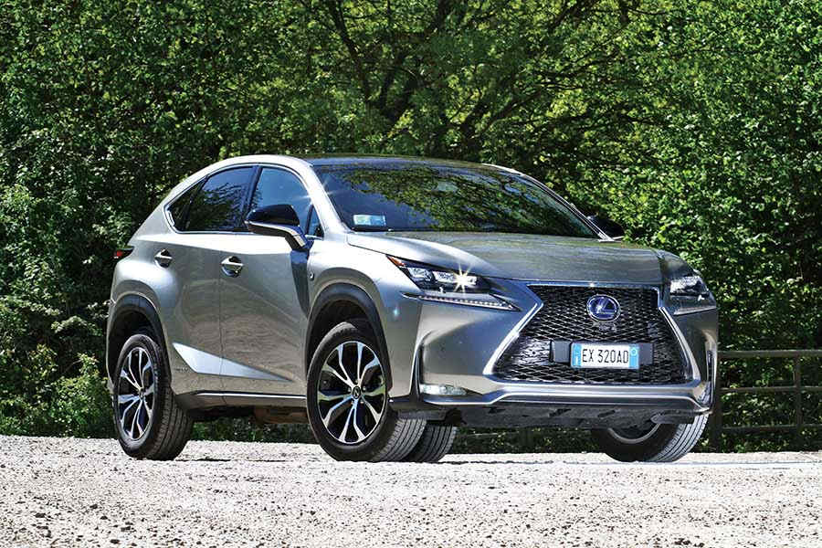 Lexus-NX300h-Hybrid-F-Sport-10