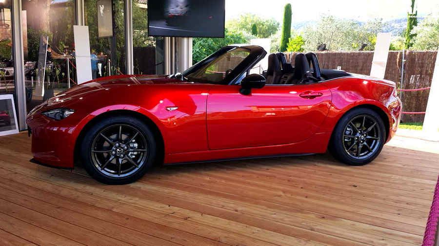 Mazda-MX-5-2015-016