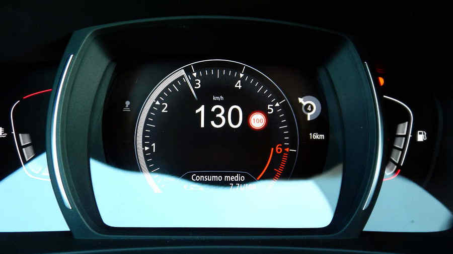 kadjar-Renault-Suv-particolari-2015 (20)