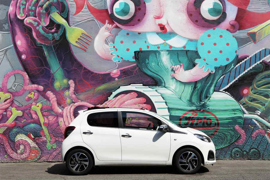 Peugeot 108 Car-aoke-3