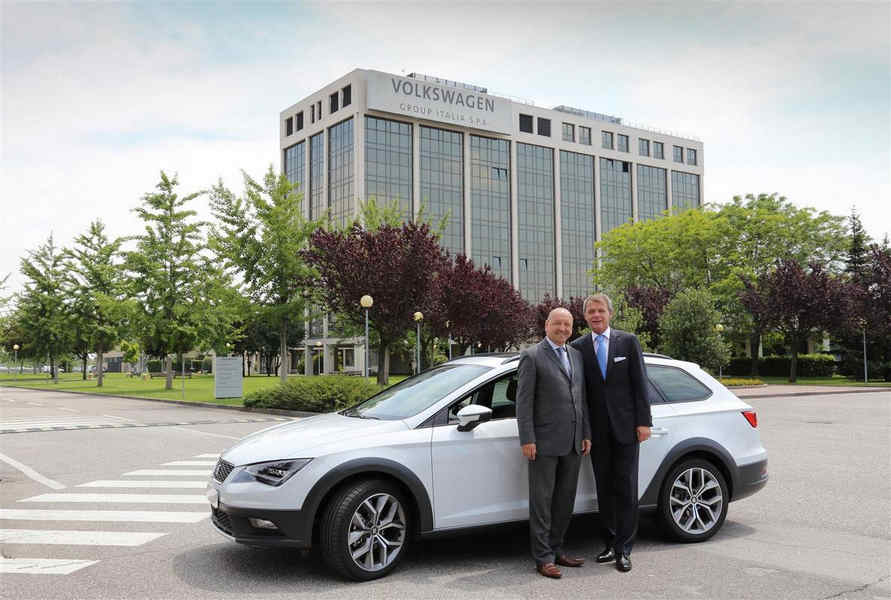 Seat-Leon-X-Perience-estate-2