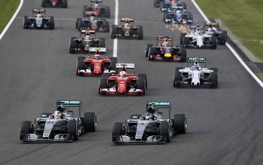 F1-Gp-Giappone-Suzuka-2015-GARA-16