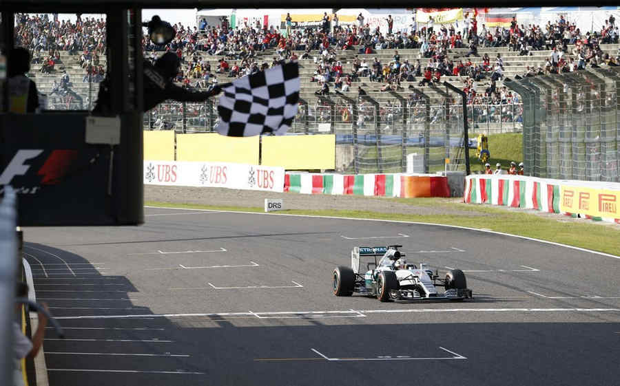 F1-Gp-Giappone-Suzuka-2015-GARA-17
