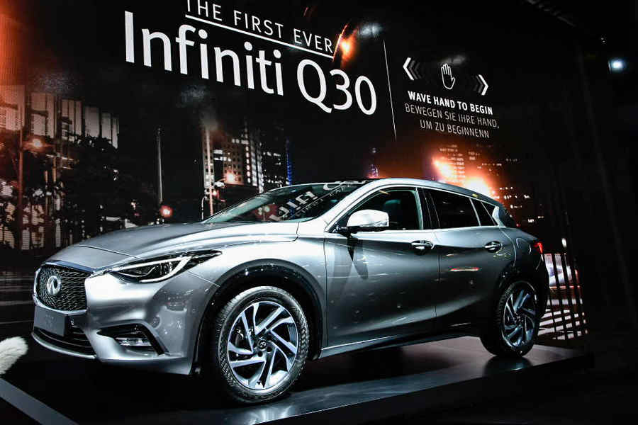 Infinity_Q30_Salone_Francoforte_2015_02