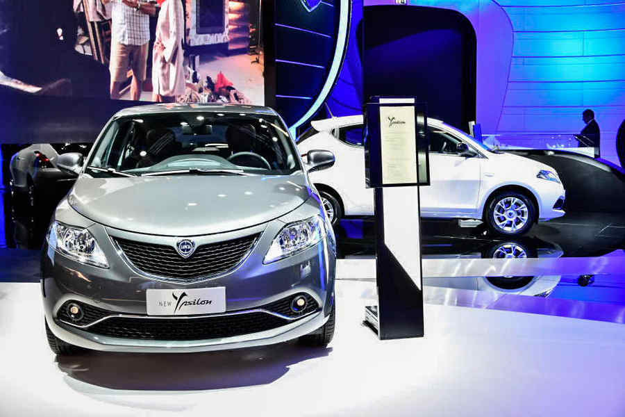 Lancia_Ypsilon_Salone_Francoforte_2015_03