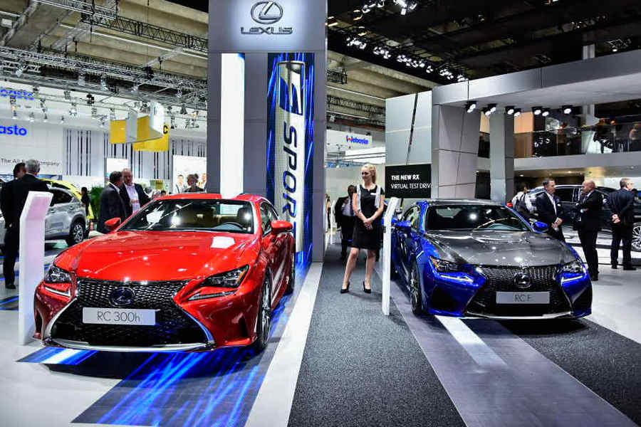 Lexus_RCF_Salone_Francoforte_2015_09