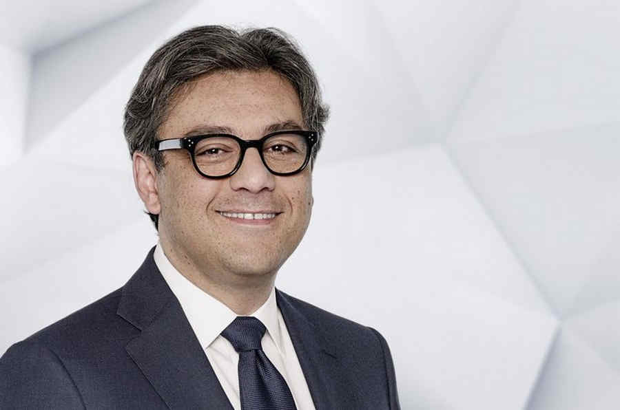 Member of the Board of Management of AUDI AG, Sales and Marketing.