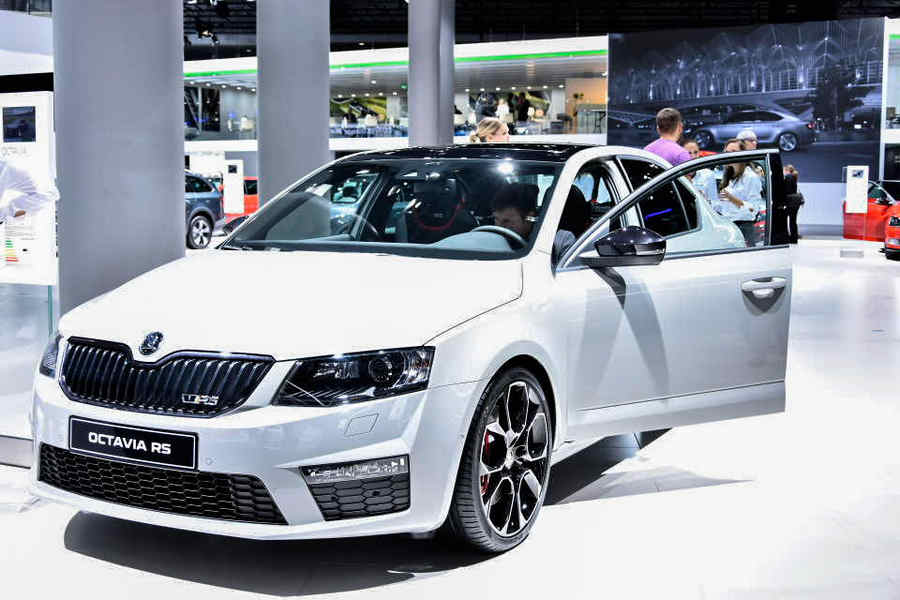 Skoda_Octavia_Salone_Francoforte_2015_10