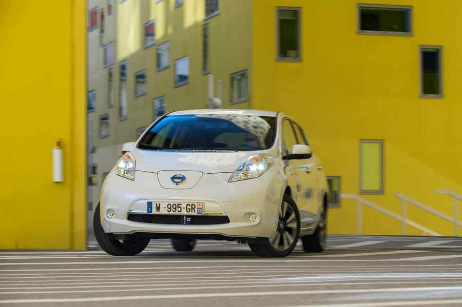nissan-leaf-2016-autonomia-250-km-31