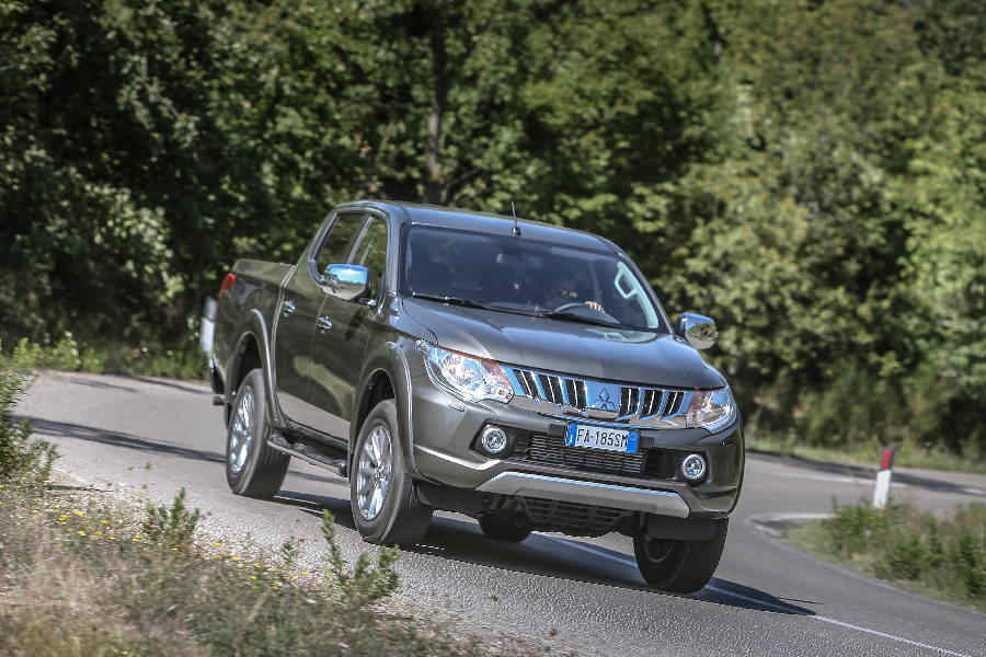 Mitsubishi_L200_2015_Movimenti_19