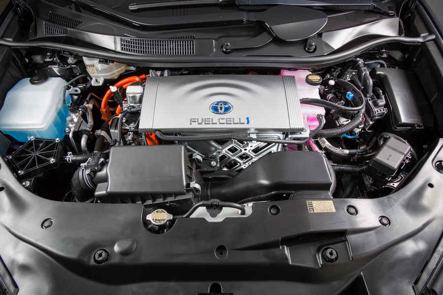 Toyota-Mirai-auto-idrogeno-10