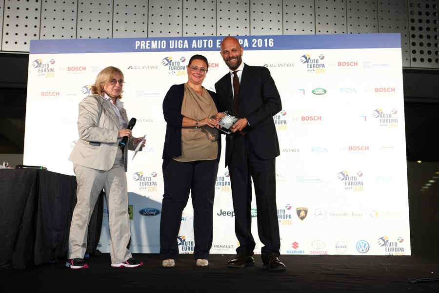 mazda-premio-uiga-2016