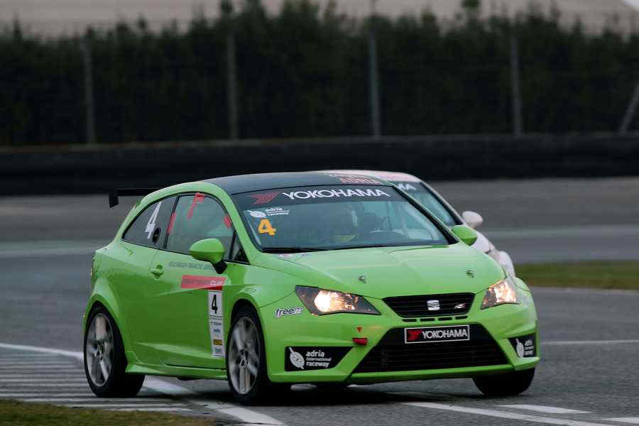 Vettura vincitrice RATON 2-24H Adria