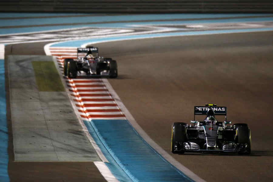 formula-1-2015-gp-abu-dhabi-21