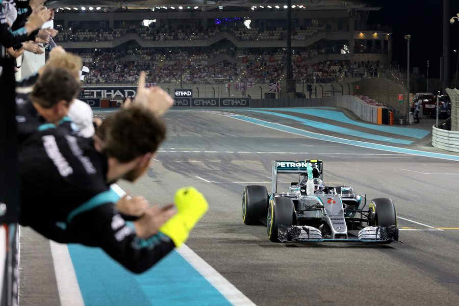 formula-1-2015-gp-abu-dhabi-30