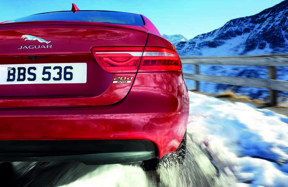 nuova-jaguar-xe-11