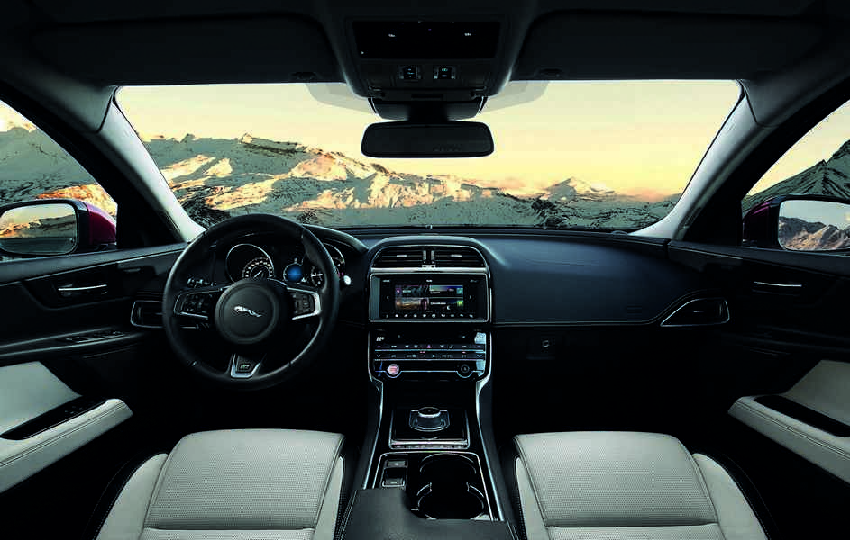 nuova-jaguar-xe-2
