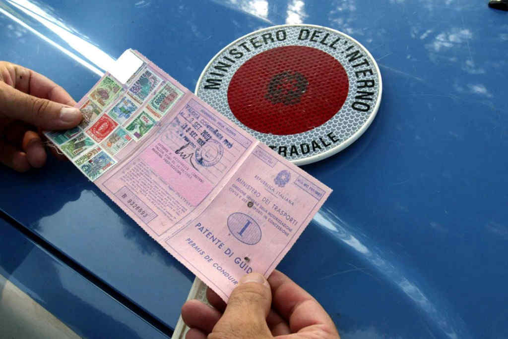 patente guida controllo