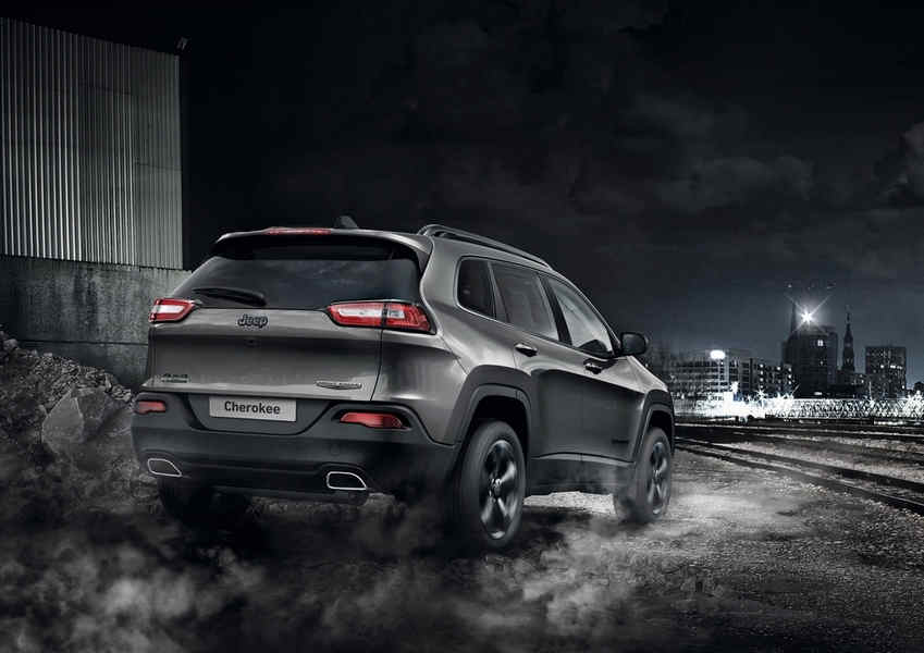 nuova-jeep-cherokee-night-eagle (2)