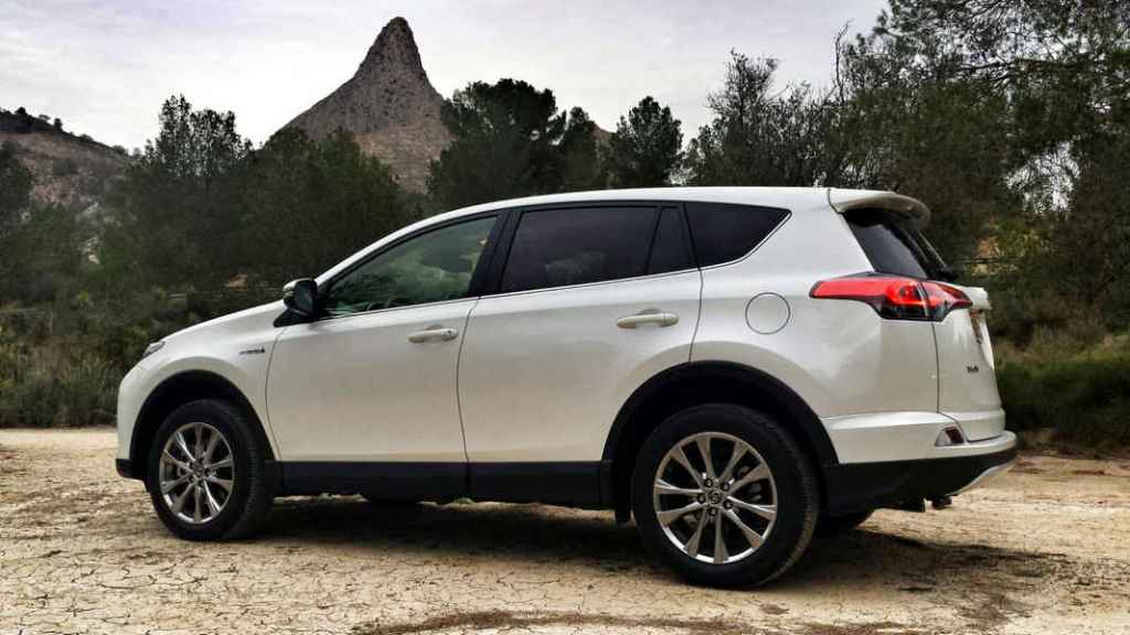 Nuovo-RAV4-Hybrid-test-drive (2)