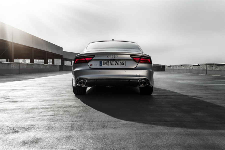 audi-scarichi-sportivi-akrapovic-3