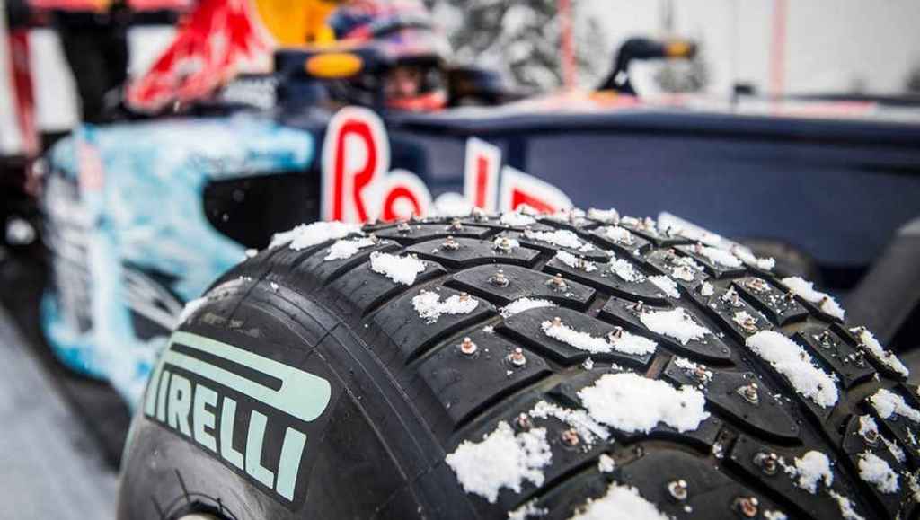 f1-red-bull-verstappen-neve-3