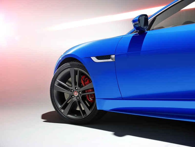jaguar-f-type-british-edition-4
