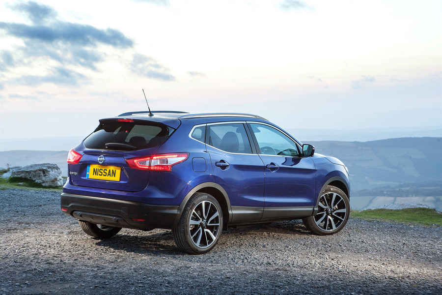 nissan-qashqai-best-small-suv-at-what-car-awards (2)