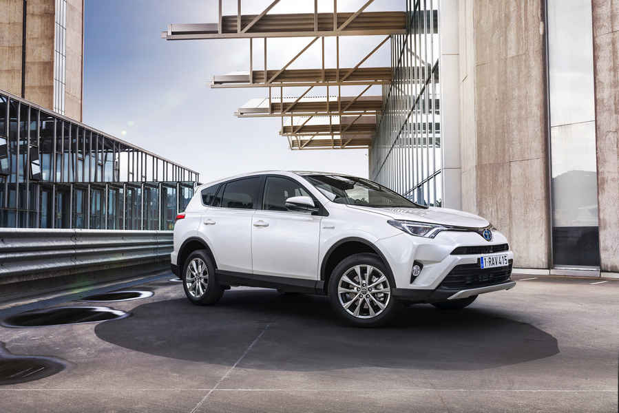 nuovo-toyota-rav4-hybrid-16