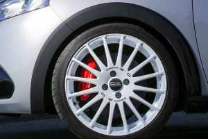 Peugeot-208-GtiNOVE-9