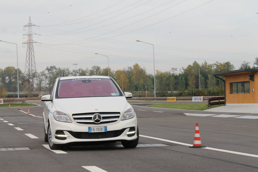 Classe_B_Electric_Drive_Tour__1_