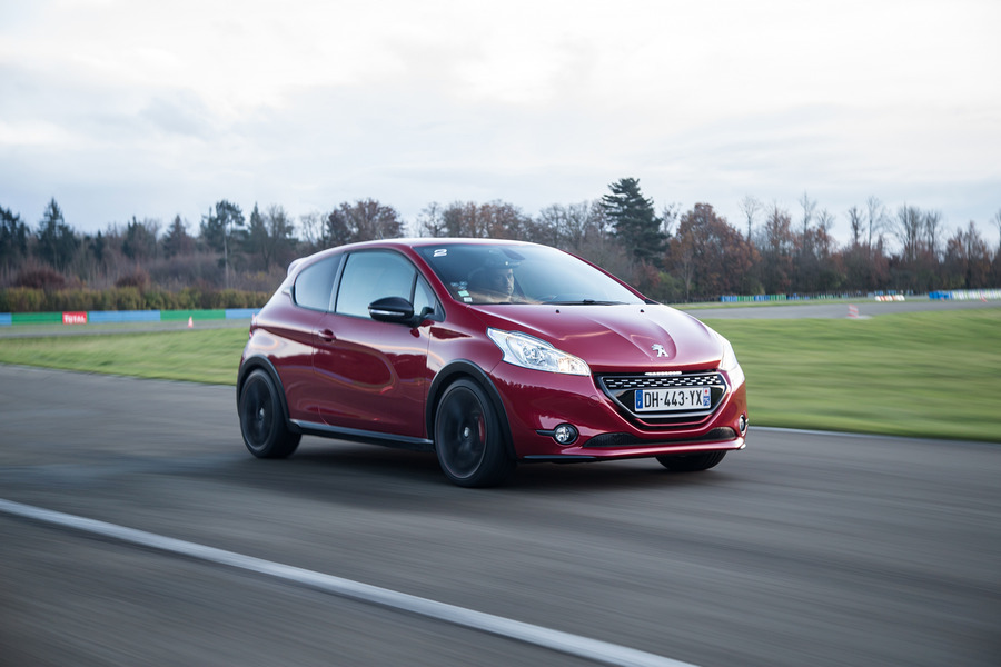 Peugeot 208 GTI 30-136