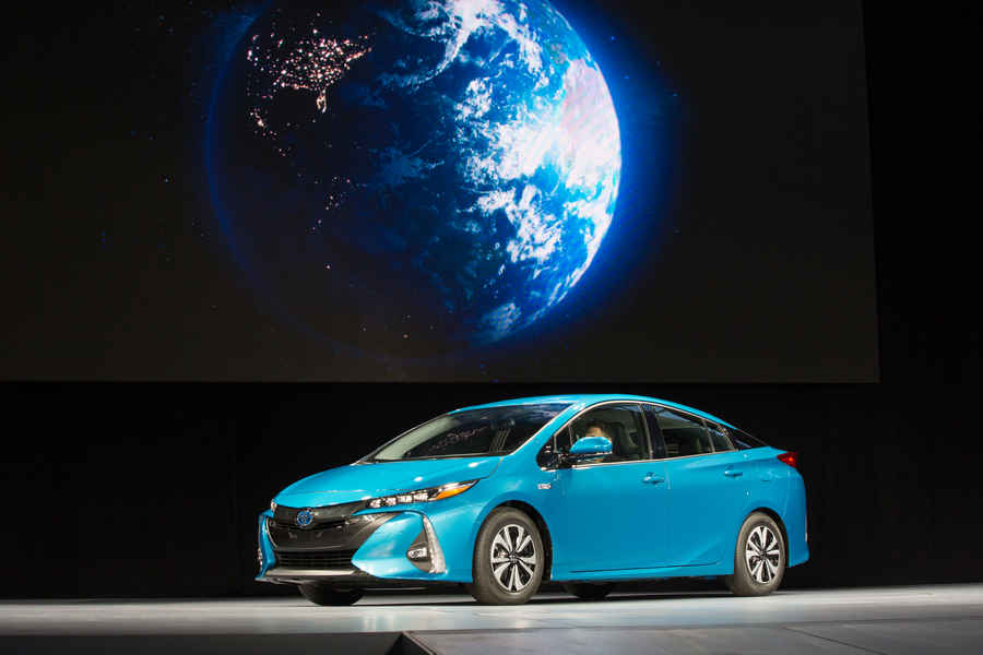 nuova-toyota-prius-prime-plug-in-2