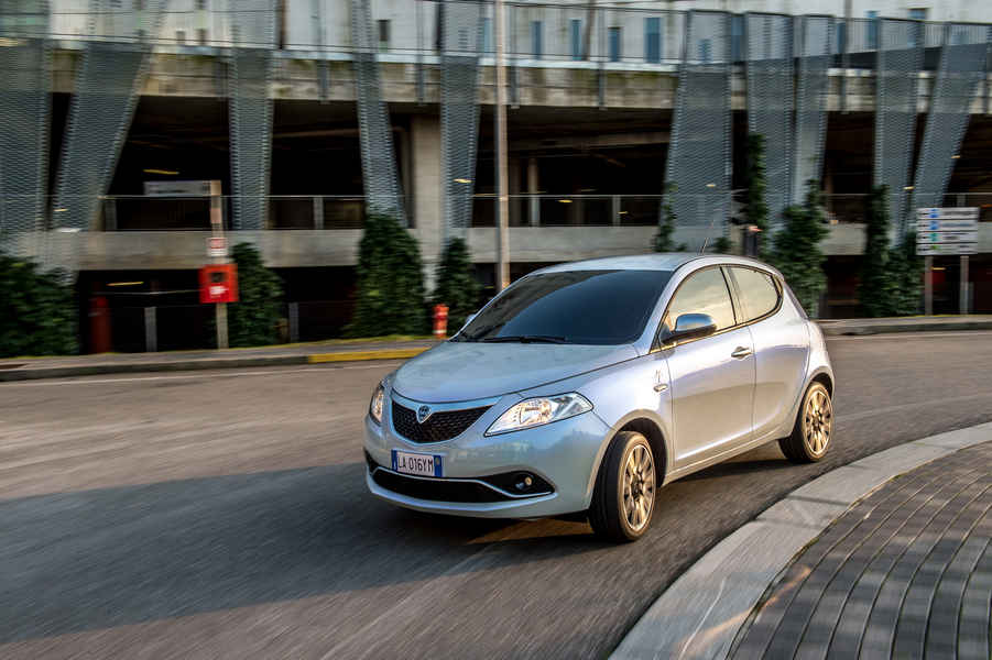Nuova-Lancia-Ypsilon-Mya-11