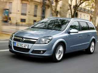 Ten generations of Opel compact station wagons