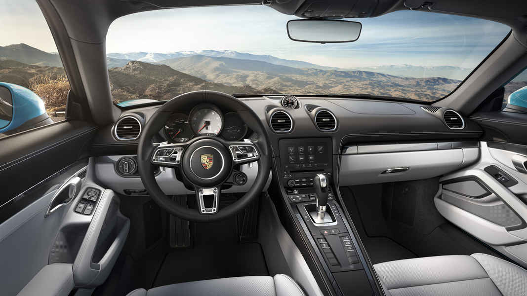 Porsche-718-Cayman-3