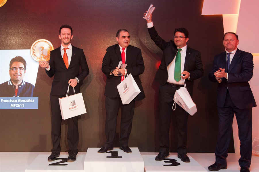 Seat-Italia-Best-After-Sales-Customer-Satisfaction-Importer-2015-3