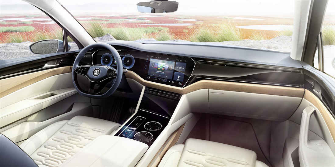 Volkswagen-T-Prime-Concept-GTE-24