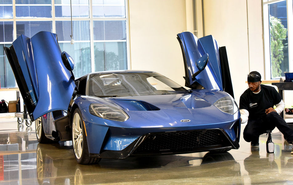 Ford GT Job 1
