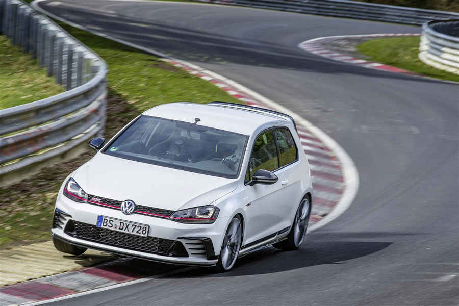 Golf-GTI-Clubsport-S-3